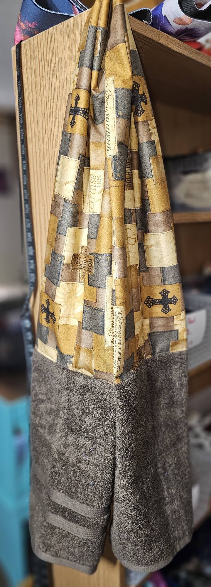 Faith Patches Kitchen Towel Boa