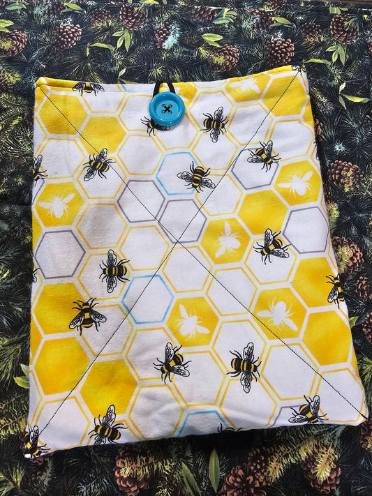 Bee Large Book Sleeve